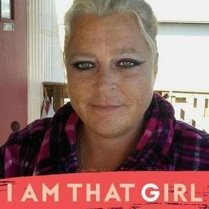 Meet your Posher, Vikki